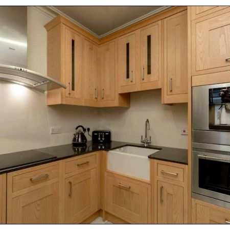 Joivy Boutique Apt With Patio In New Town EDI Exterior foto