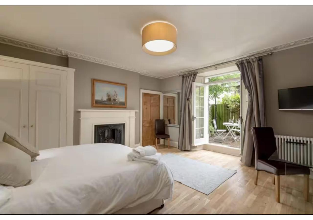 Joivy Boutique Apt With Patio In New Town EDI Exterior foto