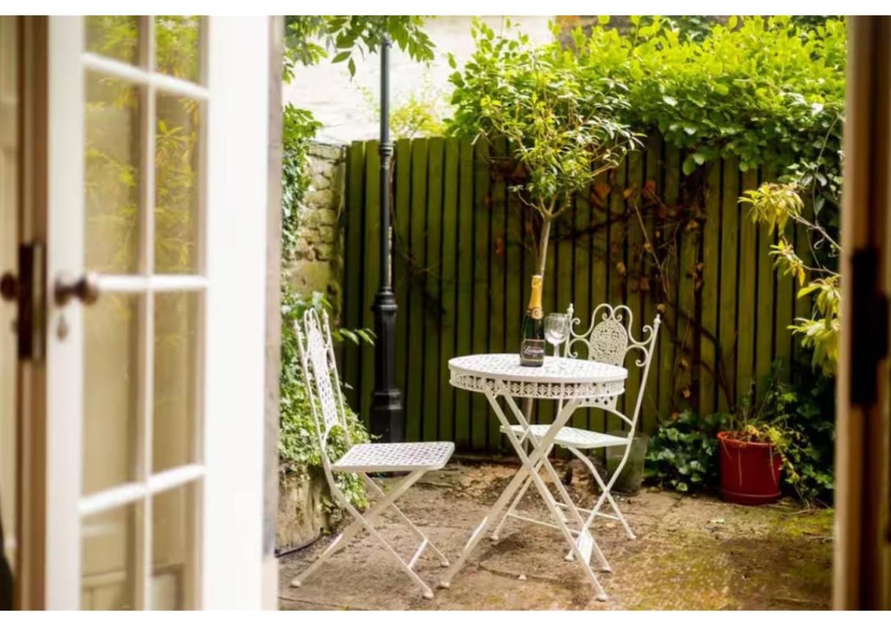 Joivy Boutique Apt With Patio In New Town EDI Exterior foto
